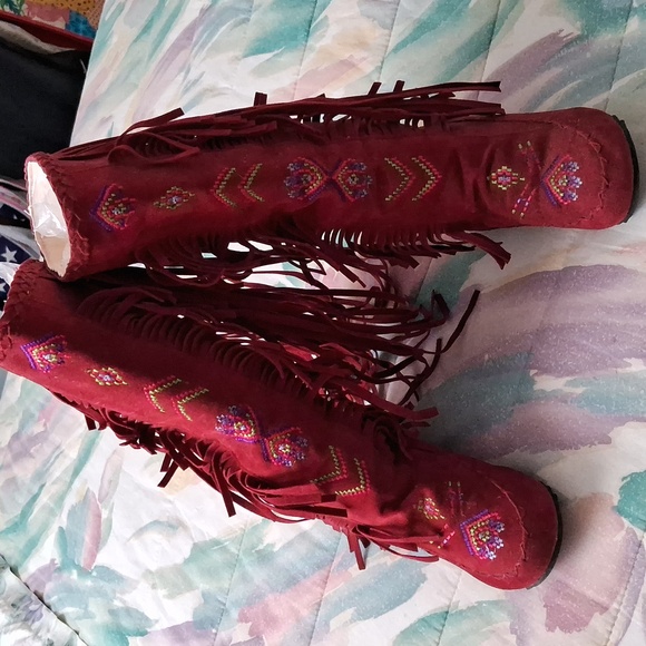 Like New,Indian-Style,Embroidered,Knee-high,Suede,Red,Fringed,Moccasin Boots ❤️ - Picture 10 of 10